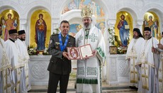 СПЦ је уручила орден истакнутом војнику