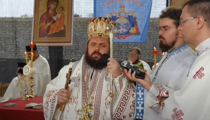 Војни аташе Бојан Величковић и министар саветник Радимир Џодић су посетили Епископа Херувима