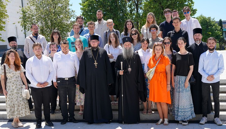 Патријарх Порфирије угостио младе православце из Пољске