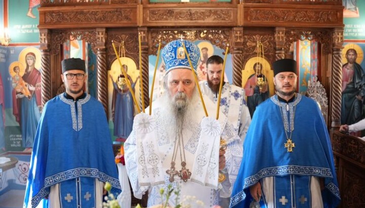 Митрополит Фотије освештао фрескопис у Брезју