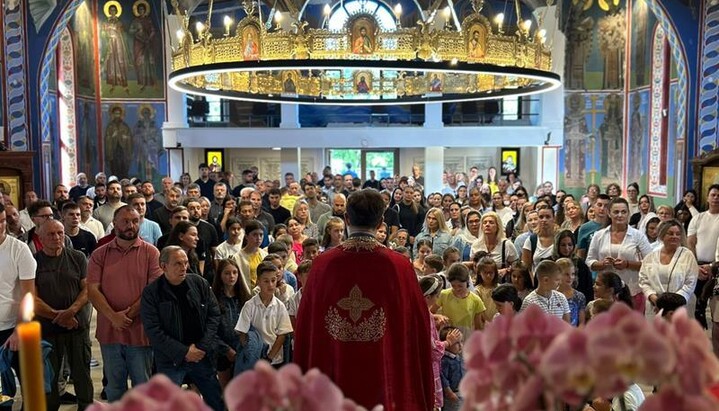 У Диселдорфу служена молитва за почетак школске године 