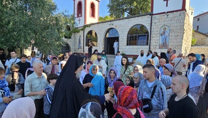 Владика Кирило је позвао вернике да се више старају о душама