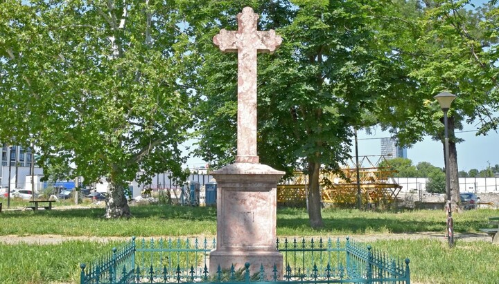 Крст с Мале пијаце на Сави, у част ослободилаца Београда 1806. Фото: Н1
