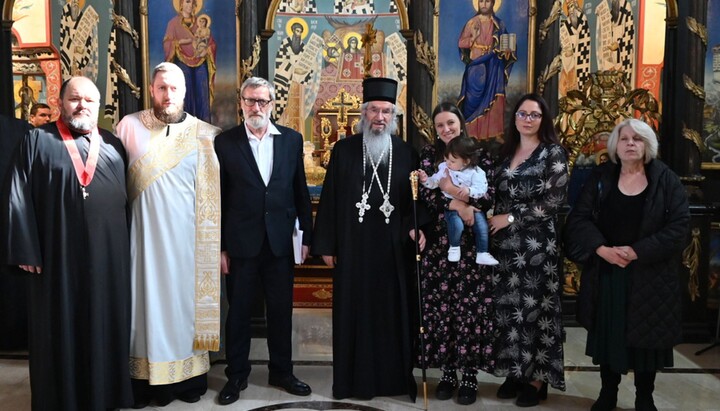 После празничне Литургије у Барошевцу крај Лазаревца. Фото: Епархија шумадијска