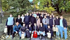 Ученици призренске Богословије посетили Задужбину манастира Хиландара