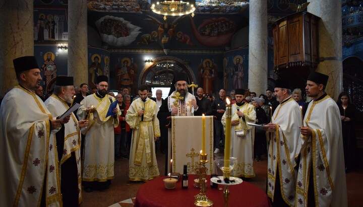 Парастос у Нишу. Фото: Епархија нишка.