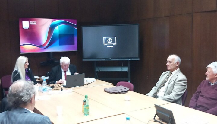 Додела награде Славистичког друштва Србије. Фото: Митрополија црногорско-приморска.