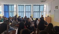 Отац Теофил одржао предавање о насиљу у основној школи 