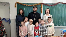 Ученици школе на Дражин Долу добили пакетиће