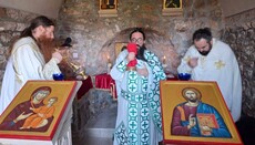 Служена је Света Литургија на брду Скупо