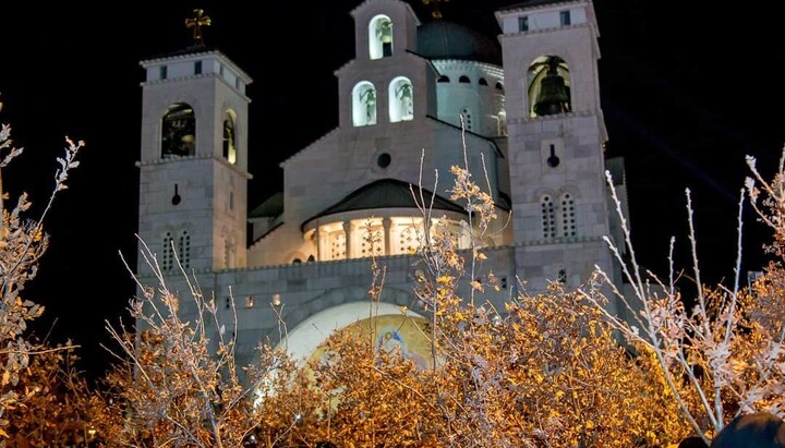 Бадње вече и налагање бадњака се организује на платоу подгоричког Саборног храма