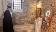 Митрополит Јоаникије посетио гроб Светог Саве у Трнову