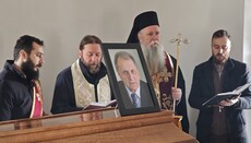 Сахрањен је академик Миро Вуксановић