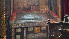 Украшен кивот Преподобног Симеона Мироточивог уочи ктиторске славе у Хиландару