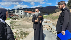 Митрополит Атанасије посетио  Милешеву пред почетак сезоне радова