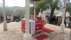 Свештеник СПЦ: Господ нам кроз Цркву износи пут до Царства небескога