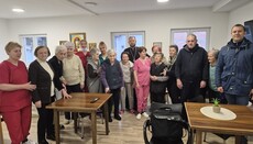 Свештеник храма Свете Петке посетио локални старачки дом