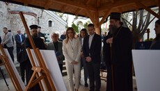 Гради се споменик посвећен Боју на Плочнику