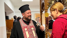 Храм СПЦ у Каселу је био мали да прими све вернике на Васкрс 