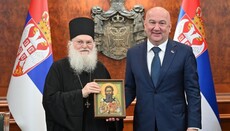 Министар Поповић се састао са игуманом Јефремом 