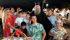 Патријарх Порфирије присуствовао Дану захвалностиродитељима неговатељима и неговатељима деце и одраслих са посебним потребама