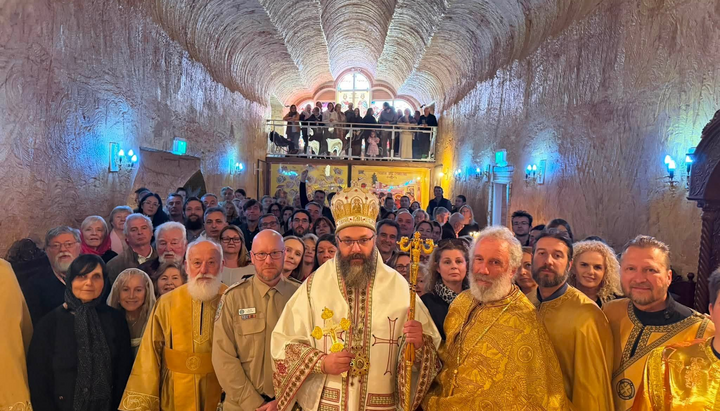 Литургија у подземном храму Светог Илије сабрала православне у Кубер Пидију