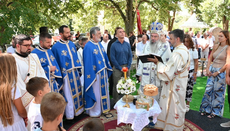 Молитва праведника је моћна: Митрополит Јован на храмовној слави у Бањи 