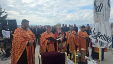 У селу Петине освештани темељи будућег храма