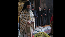 У Хиландару благосиљани плодови чудотворне лозе Светог Симеона
