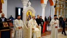 Владика Тихон служио Литургију крај моштију Преподобне Анастасије у Краљеву