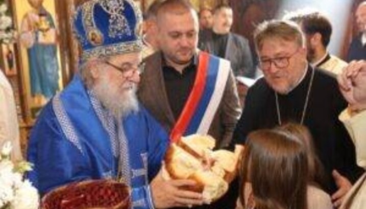 У Старој Пазови прослављена храмовна слава Покрова Пресвете Богородице