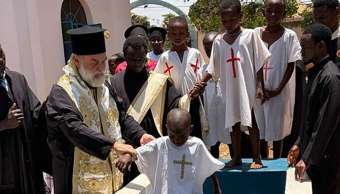 Стотине бивших муслимана крштено у Танзанији. Фото: Orthodox christianity