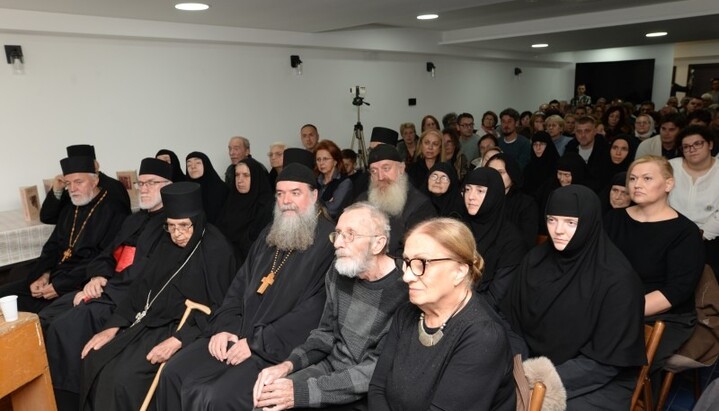 У манастиру Враћевшница представљен други број годишњака „Богдај“. Фото: Епархија жичка