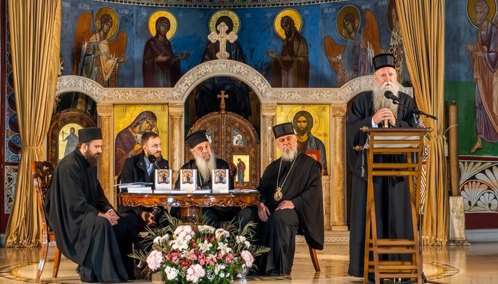 Вече посвећено митрополитима Амфилохију и Анастасију у Подгорици. Фото: Митрополија црногорско-приморска
