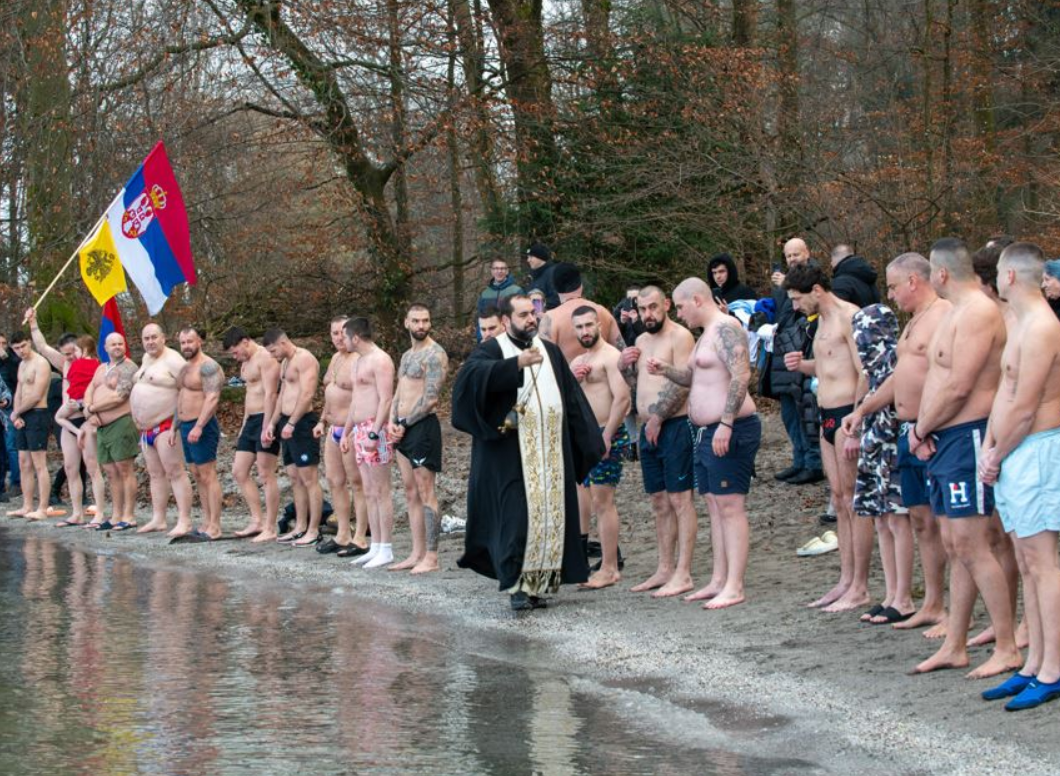 Крстовдан, Богојављење и Јовањдан сабрали Србе широм света фото 9
