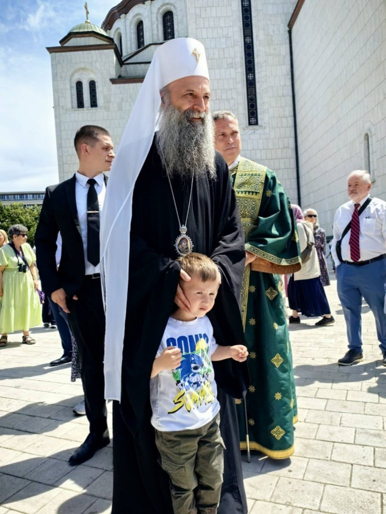 Царство Божје почиње већ сада, кроз Цркву - патријарх Порфирије фото 3