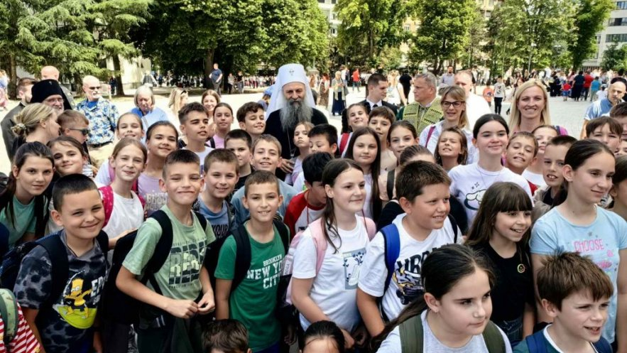 Царство Божје почиње већ сада, кроз Цркву - патријарх Порфирије фото 6