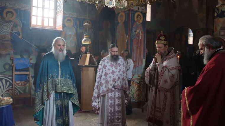 Прослављен свети Николај Чудотворац, најзаступљеније крсно име у Срба  фото 4